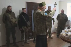 Když je fronta blízko. Štáb ČT natáčel pravoslavné Velikonoce ukrajinských vojáků