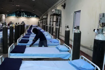 Pandemie ve světě: Dánsko zrychluje rozvolnění. Merkelová se nechala očkovat AstraZenecou