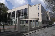 Ruská ambasáda odmítla, že může za zavření školy při velvyslanectví. Viní české úřady
