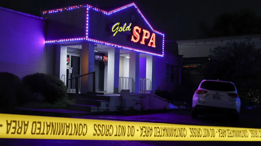 Střelba v masážních salónech v americké Atlantě