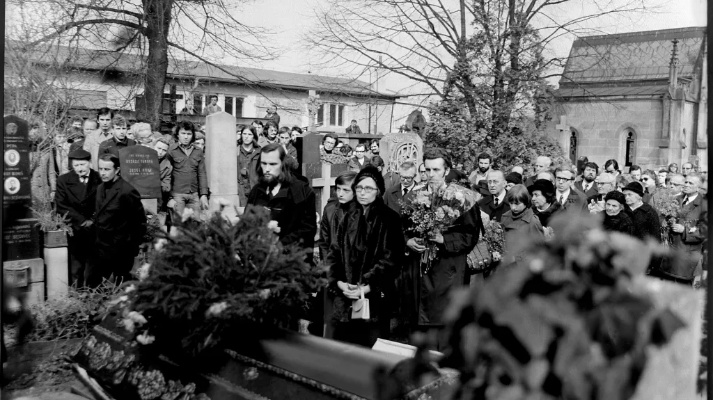 Pohřeb Jana Patočky 16. března 1977 v Praze na Břevnově