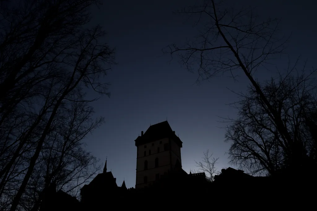 Silueta hradu Karlštejn