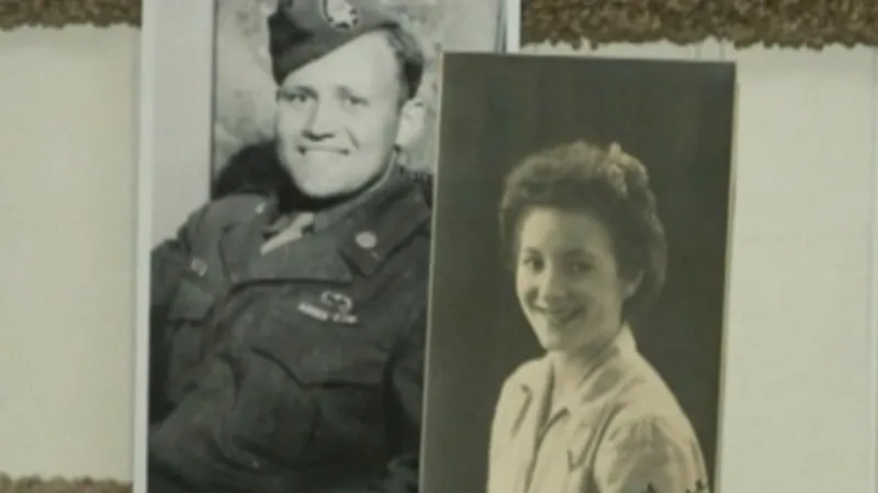 Válečný veterán se vydal za svou dávnou láskou do Austrálie