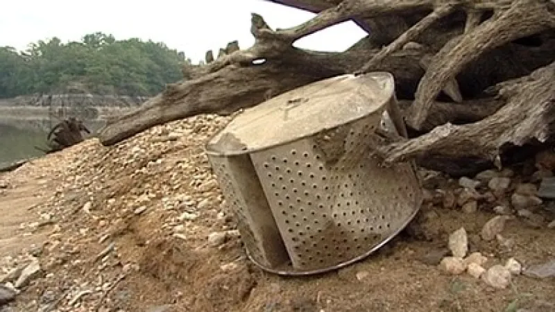 Odpad ze dna přehrady