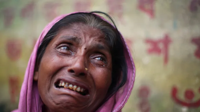 Kulsuma Begum (40 let) vzpomíná na ztrátu své dcery, manžela i zetě, kteří byli podle jejích slov zavražděni myanmarskými vojáky.