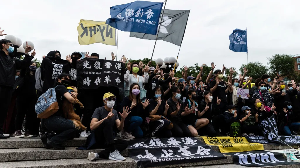 Shromáždění v Hongkongu k druhému výročí začátku velkých prodemokratických demonstrací