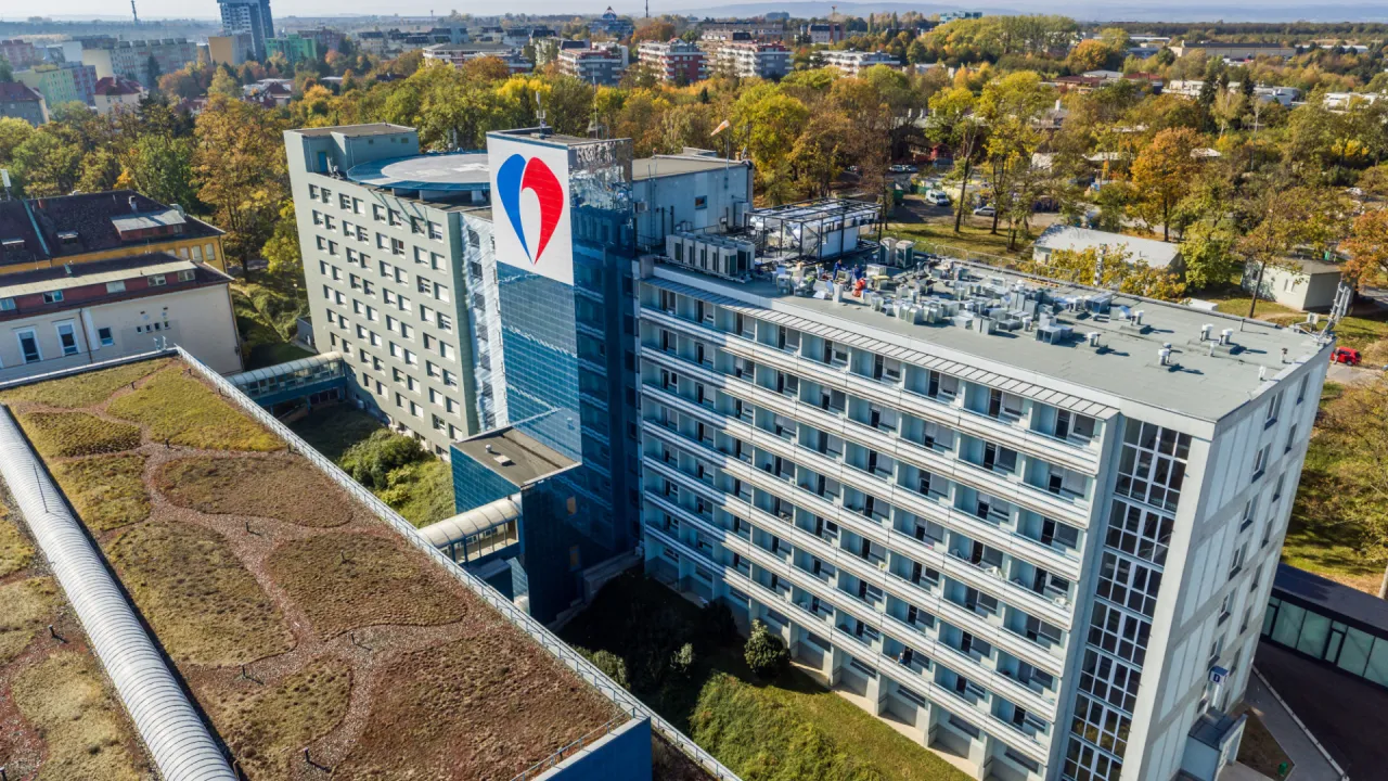 Ve FN Olomouc implantovali některé defibrilátory bez splnění všech kritérií