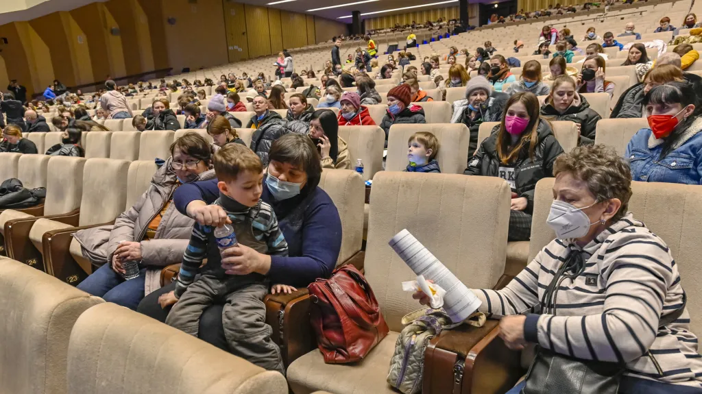 Asistenční centrum pro uprchlíky v Kongresovém centru