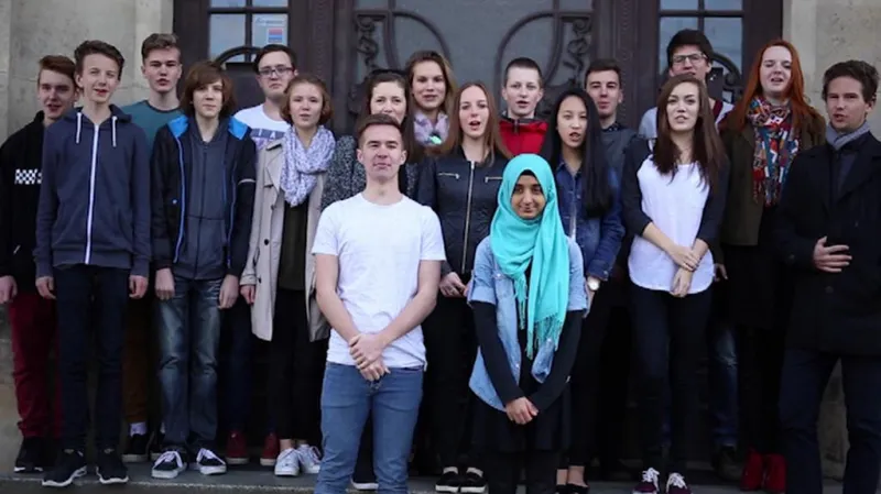 Události v regionech: Tepličtí studenti podpořili Eman Ghaleb