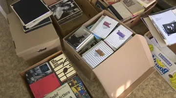 Knihovnu spisovatele Josefa Škvoreckého zpřístupní veřejnosti radnice v Náchodě