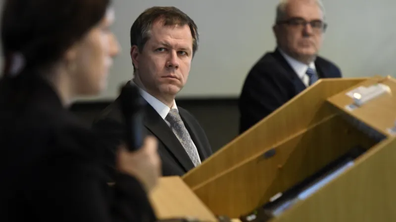 Tomáš Machula (uprostřed)