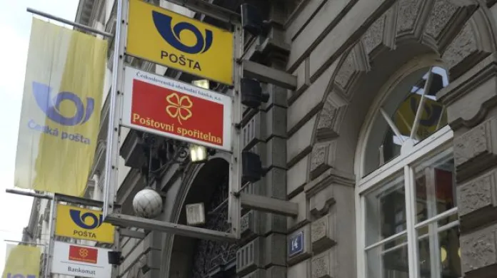 Premiér uvažuje o zřízení poštovní banky