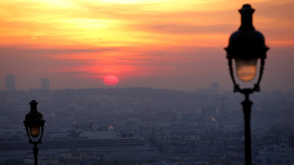 Smog v Paříži
