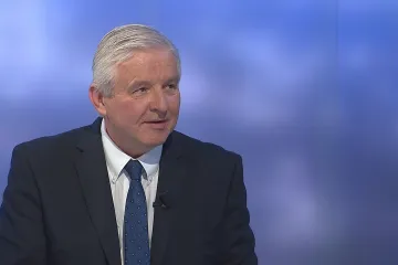 Spirála cel může přiblížit recesi, hlavně kvůli ničení důvěry, tvrdí Rusnok