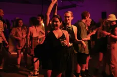 Noční kluby se připravují na první víkend s povoleným tancem, očekávají více hostů