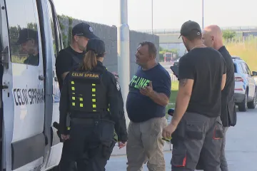 Celníci se na dálnici zaměřili na dlužníky. Neplatičům teď mohou zabavit i auto