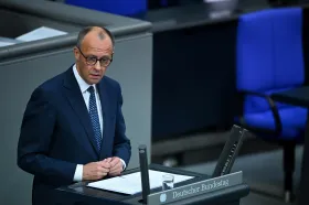 Na Ukrajině se bojuje o mírový řád v Evropě, uvedl Merz