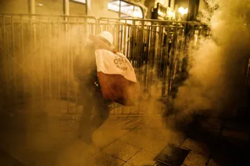 V Peru před vyhlášením výsledků voleb roste napětí, demonstranti zaútočili na ministry a novináře