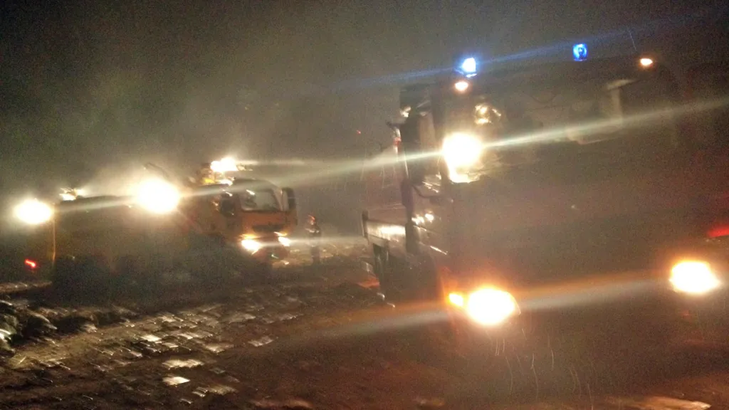 Záchranáři míří k místu leteckého neštěstí v Brazzaville