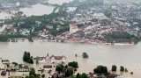Rakouský Schärding zaplavila řeka Inn