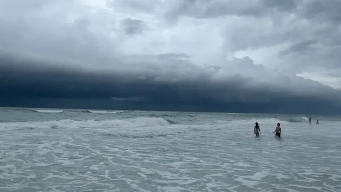 Florida očekává příchod hurikánu Idalia