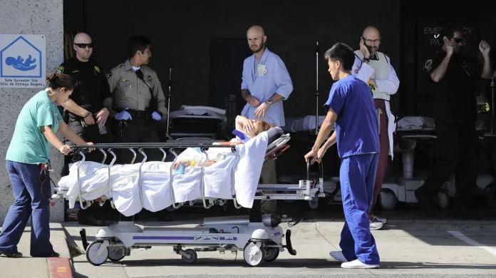 Při nehodě v San Francisku zraněny desítky lidí