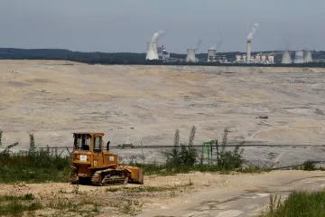Stěna na zadržení spodní vody u Dolu Turów funguje, ale jen na polské straně
