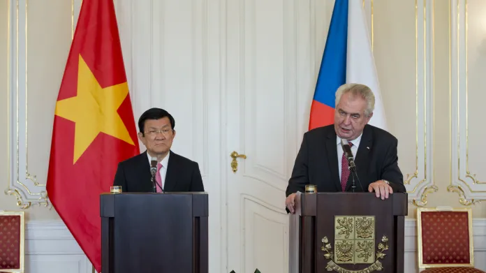 Vietnamský a český prezident jednají o byznysu