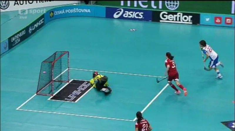 Sestřih 1. třetiny utkání Švýcarsko - Česko