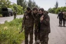 Ukrajinští váleční zajatci v Maďarsku čelili nátlaku a manipulaci, tvrdí The Kyiv Independent