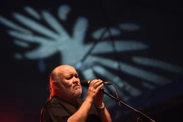 Zemřel zpěvák František Segrado
