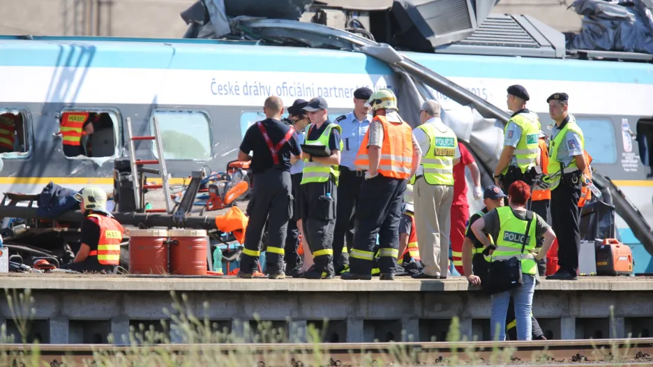 U Studénky se srazilo pendolino s kamionem