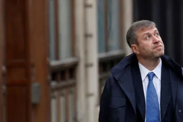 Abramovič a ukrajinští vyjednavači měli po jednání s Rusy příznaky otravy, píše Wall Street Journal