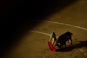 V Kolumbii se zřítila část tribuny v aréně pro býčí zápasy, zemřelo pět lidí