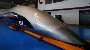 Hyperloopová kapsle Quintero One