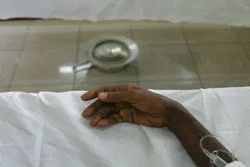 Startuje první očkování proti AIDS. Vakcíny se začnou testovat už tento týden