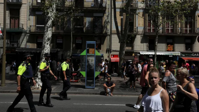 Policejní hlídky na Las Ramblas v Barceloně