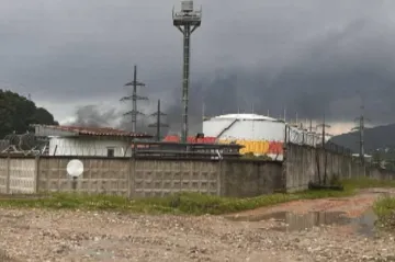 Ukrajina útočila na vojenské cíle v Rusku a na Krymu, Moskva zasáhla Černihiv