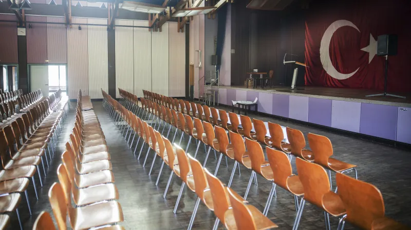 Sál v Gaggenau, kde měl vystoupit turecký ministr