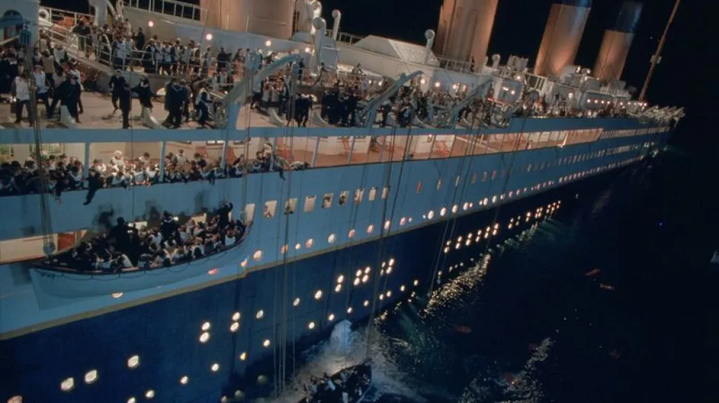 Titanic (ve 3D)