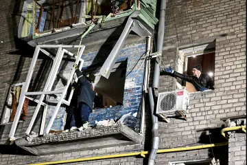 Výbuchy na Ukrajině zranily další policisty, ruský nálet zasáhl Záporoží