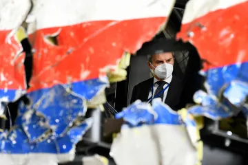 Nizozemští prokurátoři požadují doživotní tresty za sestřelení letu MH17
