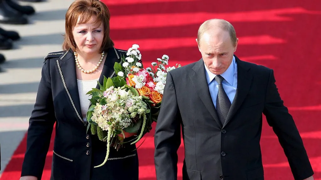 Vladimir Putin se svou ženou Ludmilou