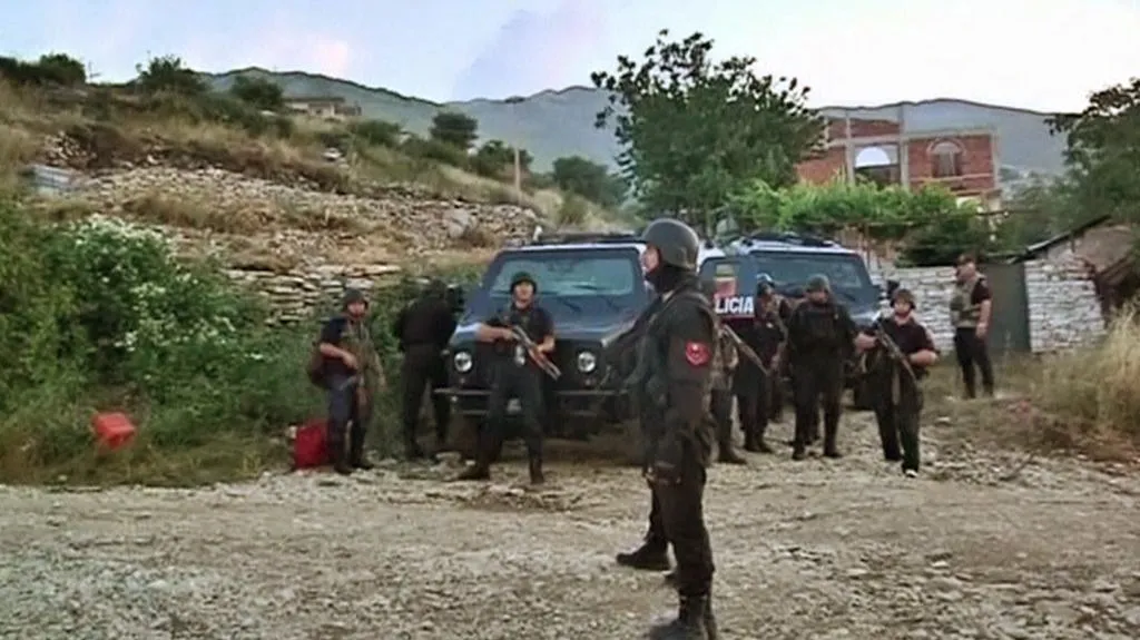 Policejní zátah v albánském Lazaratu