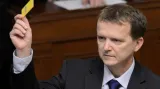 Spotřební daň ve sněmovně: Šincl své hlasování zpochybnil a pobouřil opozici