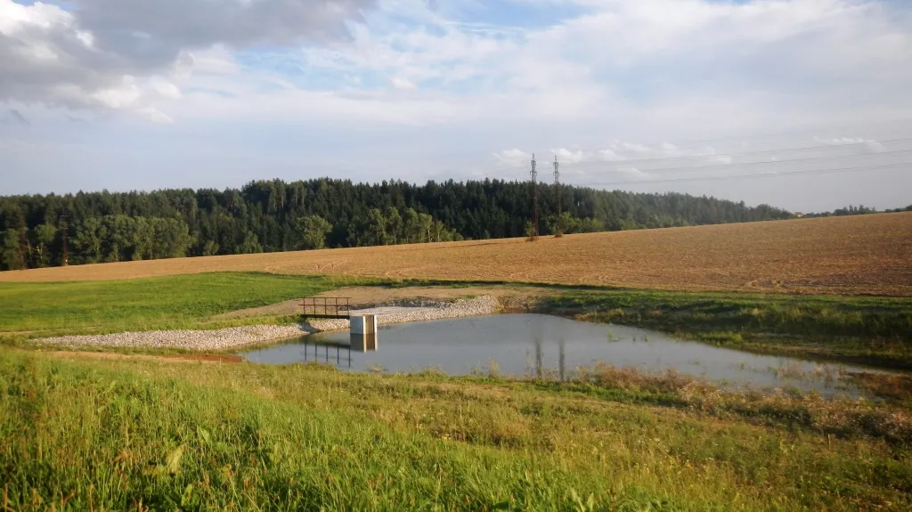 Rataje - retenční nádrž
