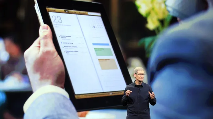 Tim Cook představuje nový iPad
