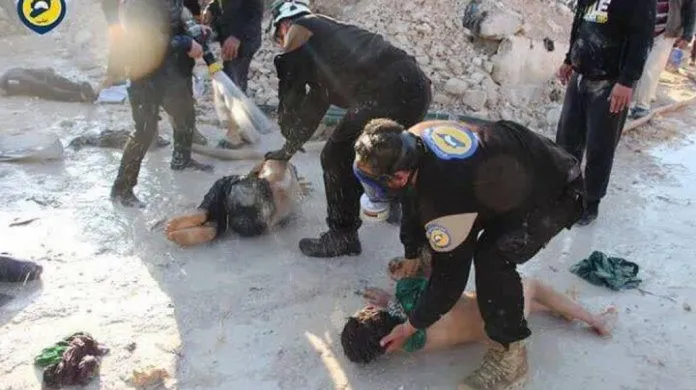 Záchranáři syrských rebelů - tzv. Bílé helmy