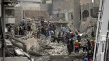 Následky bombového útoku v Bagdádu