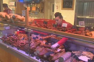 Potraviny zdražují, lidé obnovují domácí chovy a sami pěstují zeleninu i ovoce